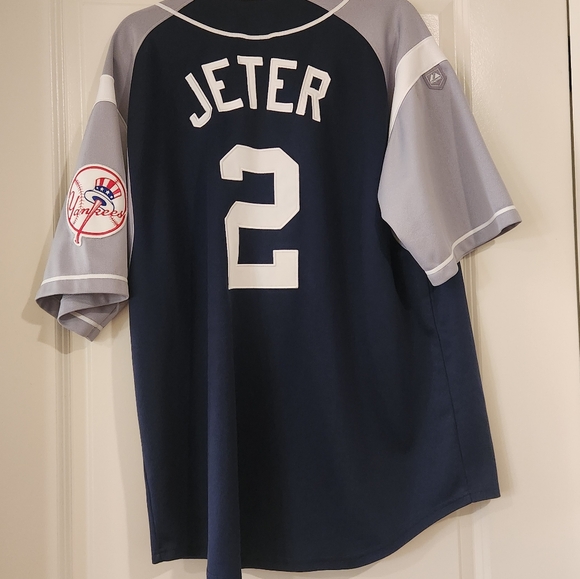 Authentic New York Yankees Jeter Jersey - Picture 5 of 7